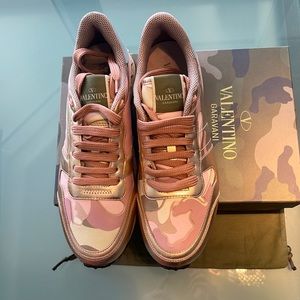 Woman’s sneakers shoes, Valentino size 40–10 pink